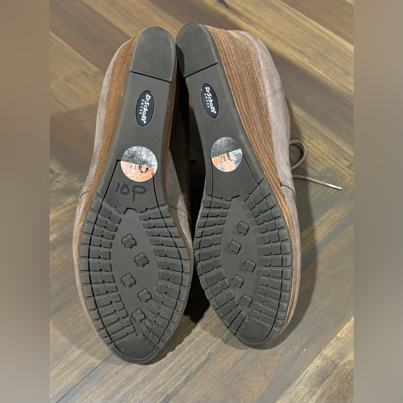 Dr. Scholl's Conquer Taupe Grey Wedge Ankle Boot Women's Sz 9.5M Be Energized - Picture 9 of 10